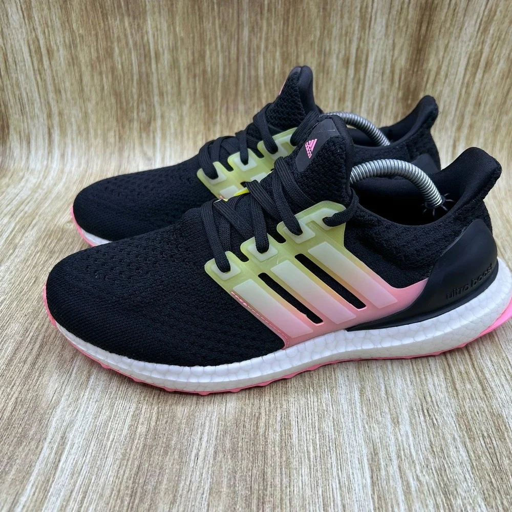 Adidas Ultraboost 5.0 DNA Womens Size 7.5 Shoes Black Beam Pink Running Sneakers